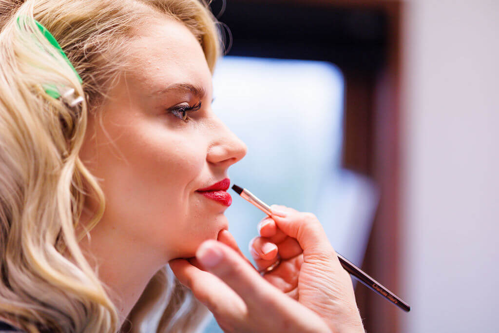 makeup prep kent wedding photography Nastia Photography